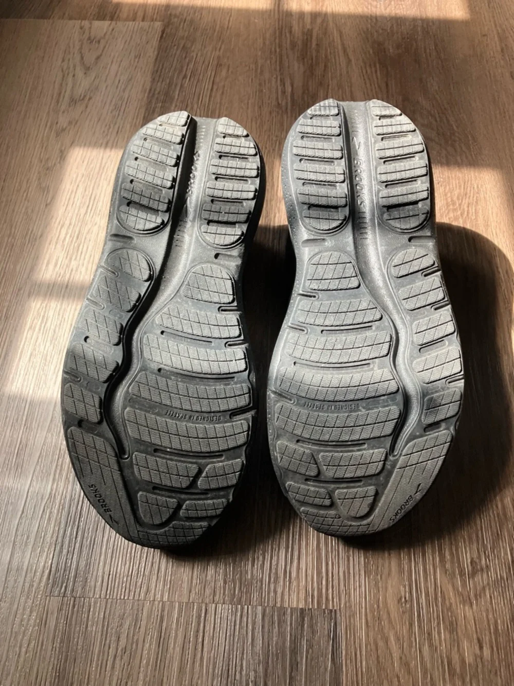 Brooks Ghost 2 Max Athletic Sneakers - Picture 6 of 6